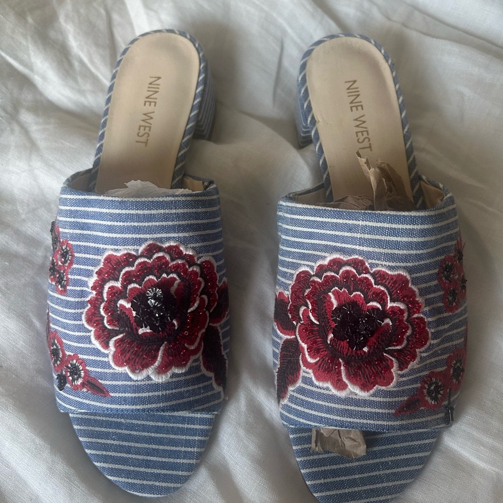 Nine West Striped Blue and Red Floral low heel sandals mules slides